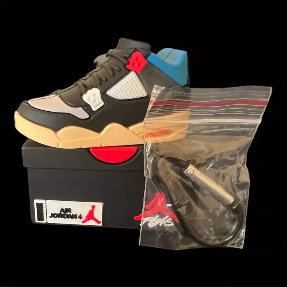 Black Silicone | 3D Cartoon Sneakers w Keychain | AirPods Pro